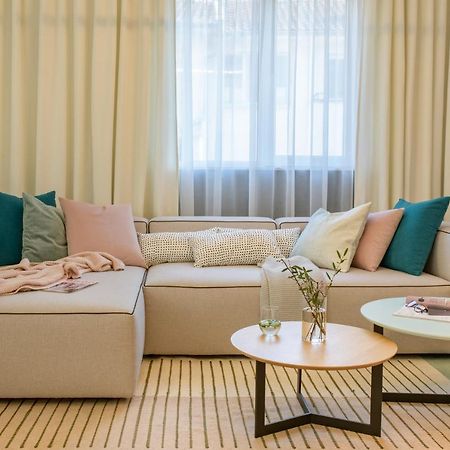 Апартамент Жасмин С Частен Гараж - Jasmin Apartment With Private Garage Varna Exteriör bild