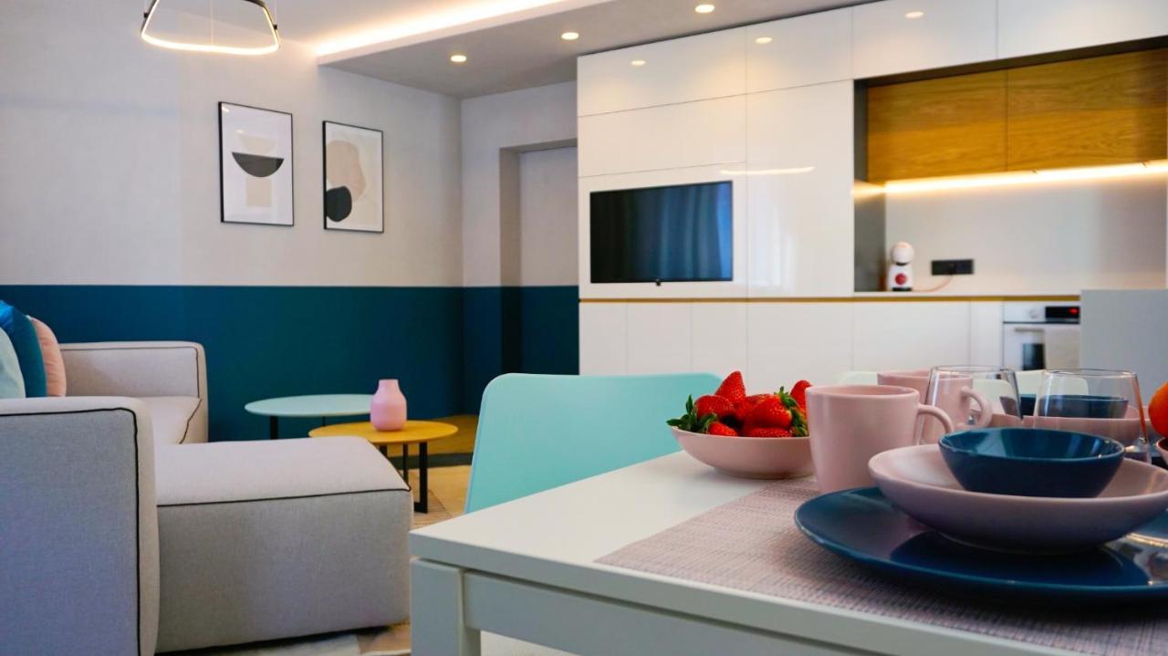 Апартамент Жасмин С Частен Гараж - Jasmin Apartment With Private Garage Varna Exteriör bild