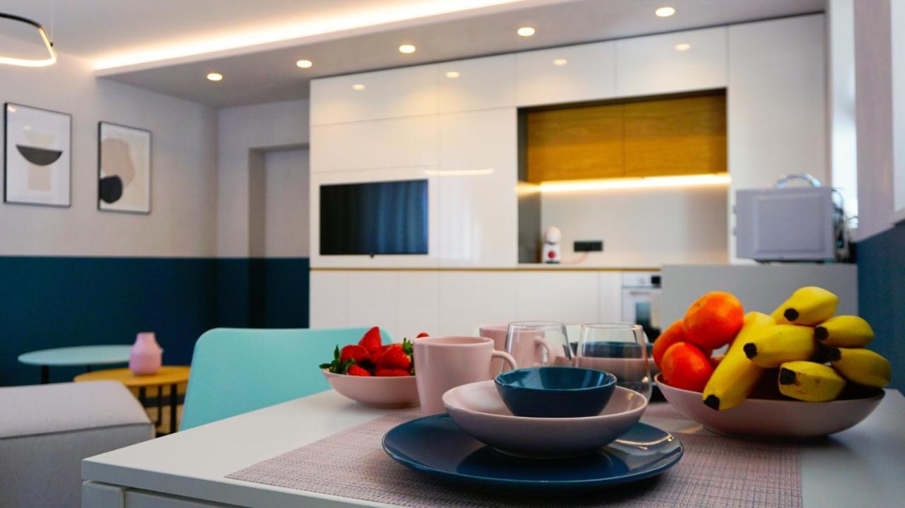 Апартамент Жасмин С Частен Гараж - Jasmin Apartment With Private Garage Varna Exteriör bild