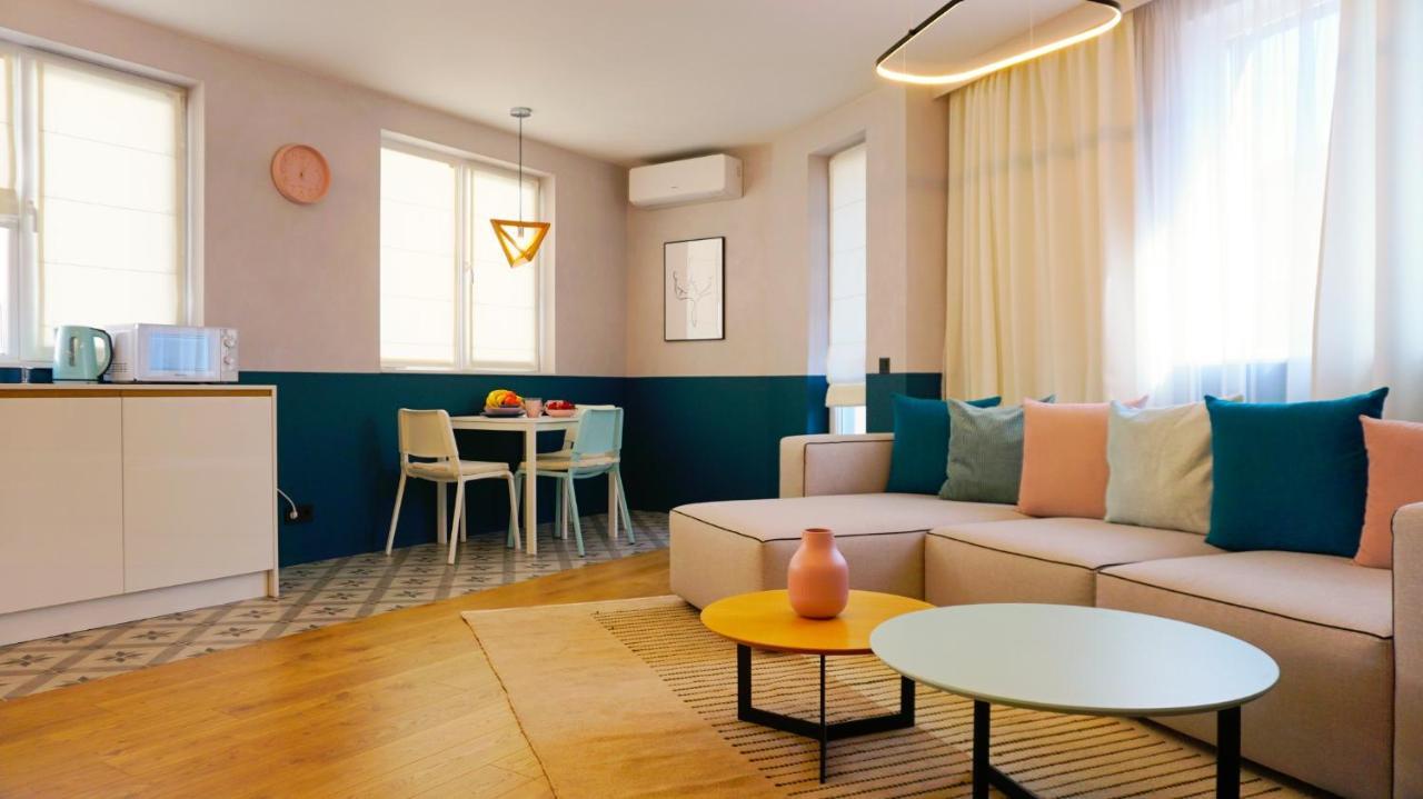 Апартамент Жасмин С Частен Гараж - Jasmin Apartment With Private Garage Varna Exteriör bild