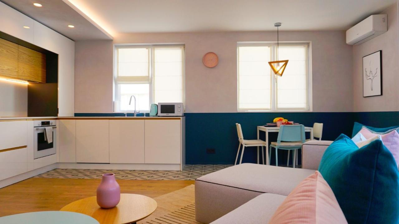 Апартамент Жасмин С Частен Гараж - Jasmin Apartment With Private Garage Varna Exteriör bild