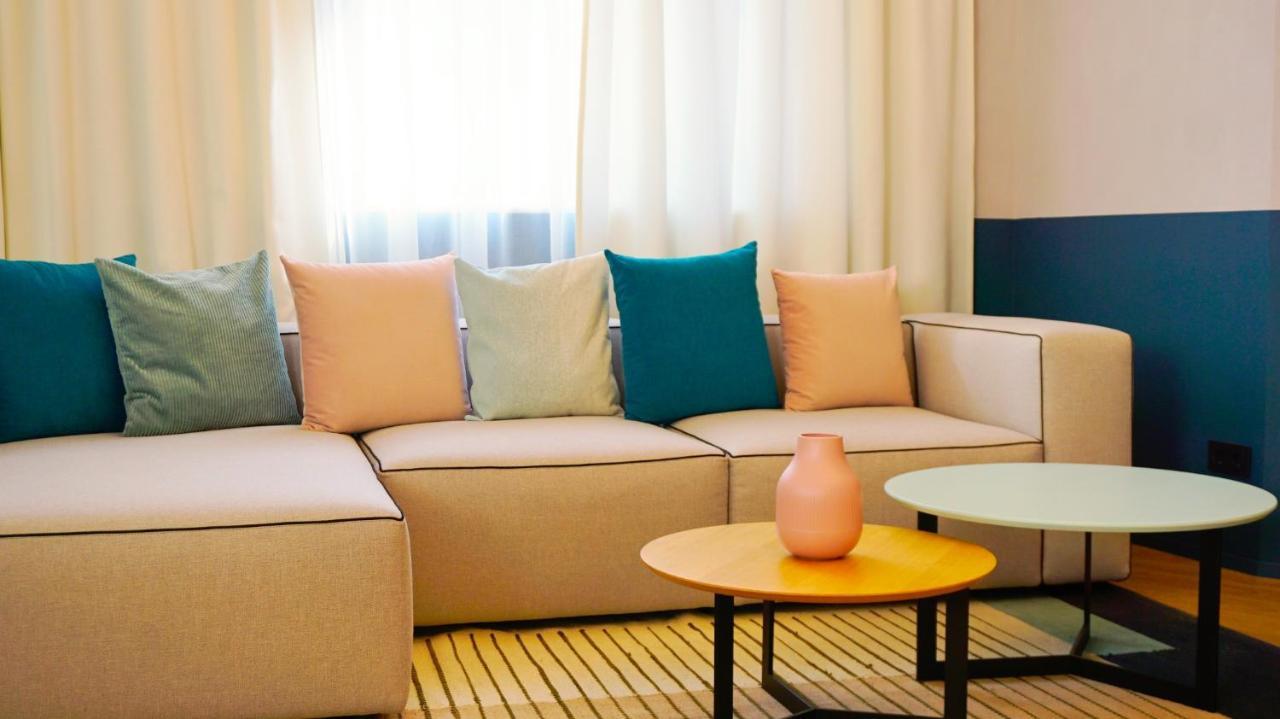 Апартамент Жасмин С Частен Гараж - Jasmin Apartment With Private Garage Varna Exteriör bild
