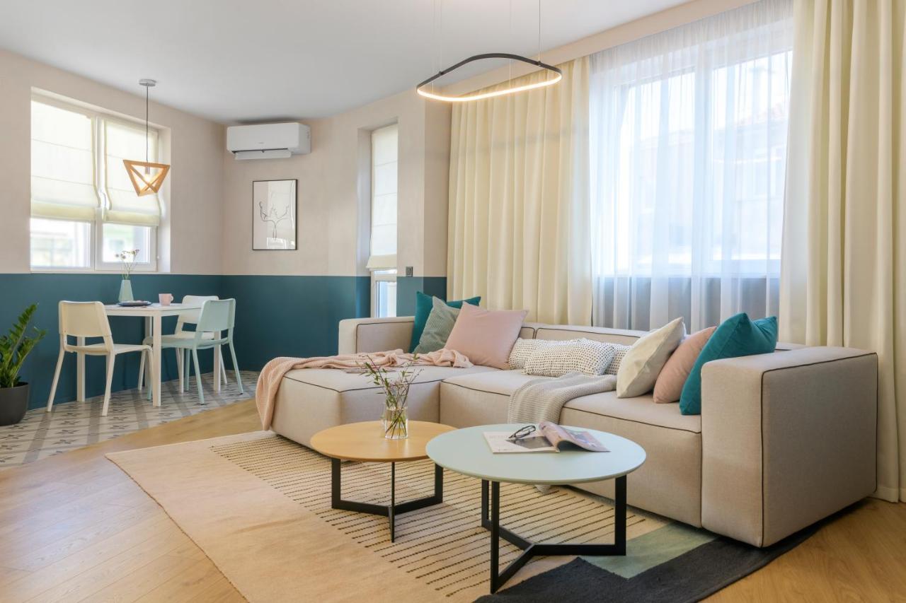 Апартамент Жасмин С Частен Гараж - Jasmin Apartment With Private Garage Varna Exteriör bild